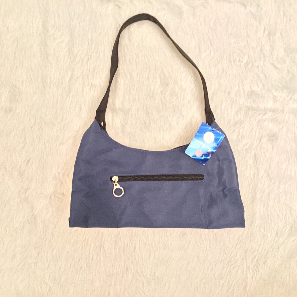 University of Michigan Logo hobo Handbag NWT - Picture 2 of 7